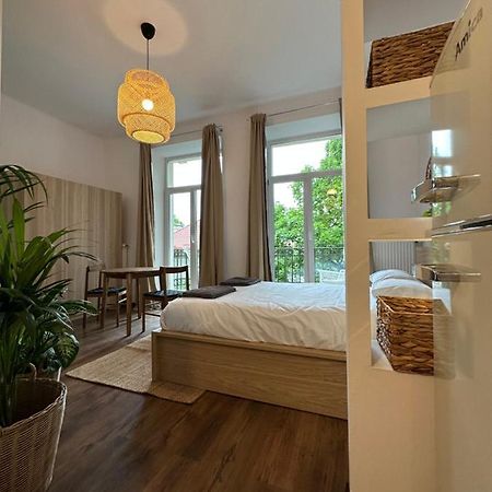 Studio Na Starej Ochocie Apartment Warsaw Ngoại thất bức ảnh